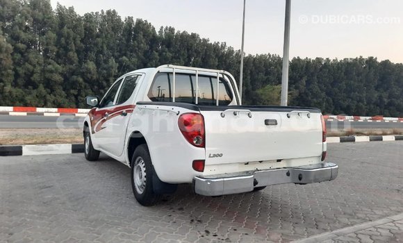 Ra Imported Mitsubishi L200 funfun Ọkọ̀ in Import - Dubai ni Ashanti Ra Imported Mitsubishi L200 funfun Ọkọ̀ in Import - Dubai ni Ashanti