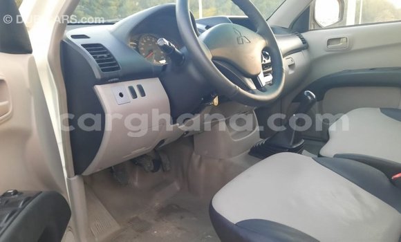 Ra Imported Mitsubishi L200 funfun Ọkọ̀ in Import - Dubai ni Ashanti Ra Imported Mitsubishi L200 funfun Ọkọ̀ in Import - Dubai ni Ashanti
