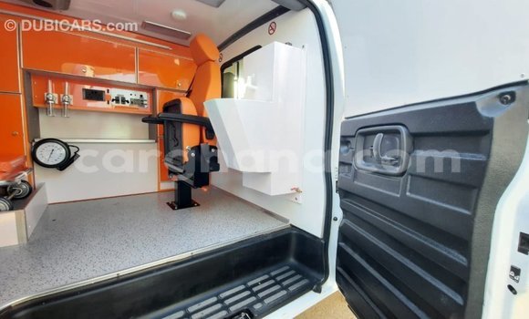 Ra Imported Chevrolet Express funfun Ọkọ̀ in Import - Dubai ni Ashanti Ra Imported Chevrolet Express funfun Ọkọ̀ in Import - Dubai ni Ashanti