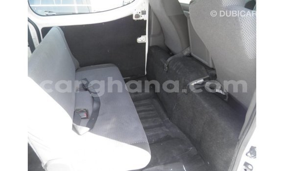 Buy Import Mitsubishi Fuso White Truck in Import - Dubai in Ashanti Buy Import Mitsubishi Fuso White Truck in Import - Dubai in Ashanti