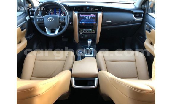 Buy Import Toyota Fortuner Black Car in Import - Dubai in Ashanti Buy Import Toyota Fortuner Black Car in Import - Dubai in Ashanti