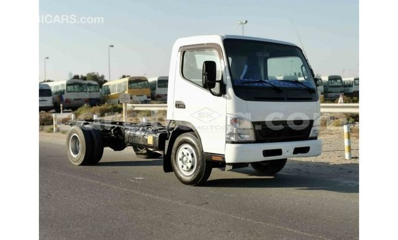 Buy Import Mitsubishi Fuso White Truck in Import - Dubai in Ashanti Buy Import Mitsubishi Fuso White Truck in Import - Dubai in Ashanti