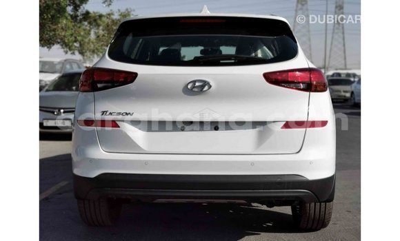 Buy Import Hyundai Tucson White Car in Import - Dubai in Ashanti Buy Import Hyundai Tucson White Car in Import - Dubai in Ashanti