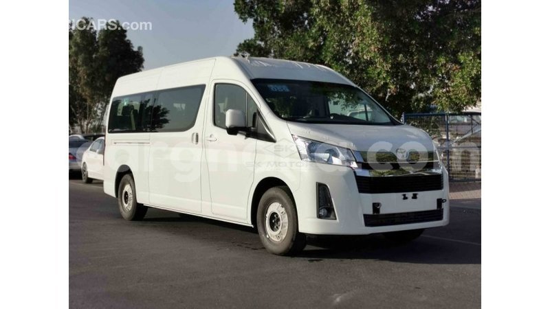 Big with watermark toyota hiace ashanti import dubai 16416