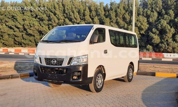 Ra Imported Nissan Urvan funfun Ọkọ̀ in Import - Dubai ni Ashanti Ra Imported Nissan Urvan funfun Ọkọ̀ in Import - Dubai ni Ashanti