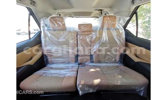 Ra Imported Toyota Fortuner funfun Ọkọ̀ in Import - Dubai ni Ashanti Ra Imported Toyota Fortuner funfun Ọkọ̀ in Import - Dubai ni Ashanti