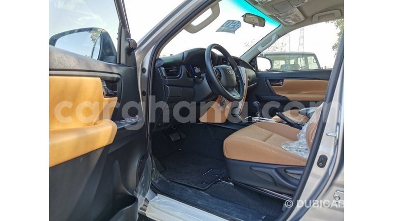 Big with watermark toyota fortuner ashanti import dubai 16466