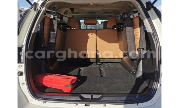 Buy Import Toyota Fortuner White Car in Import - Dubai in Ashanti Buy Import Toyota Fortuner White Car in Import - Dubai in Ashanti