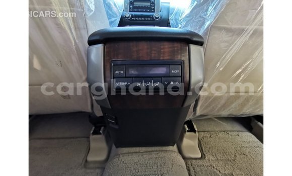 Sayi Imported Toyota Prado White Mota in Import - Dubai a Ashanti Sayi Imported Toyota Prado White Mota in Import - Dubai a Ashanti