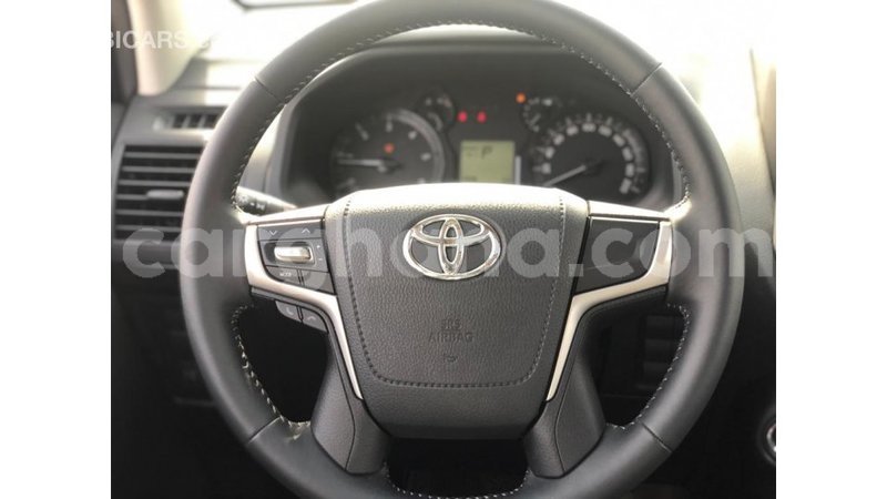 Big with watermark toyota prado ashanti import dubai 16478