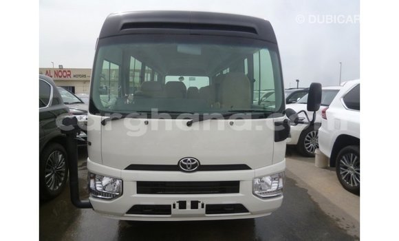 Ra Imported Toyota Coaster funfun Ọkọ̀ in Import - Dubai ni Ashanti Ra Imported Toyota Coaster funfun Ọkọ̀ in Import - Dubai ni Ashanti
