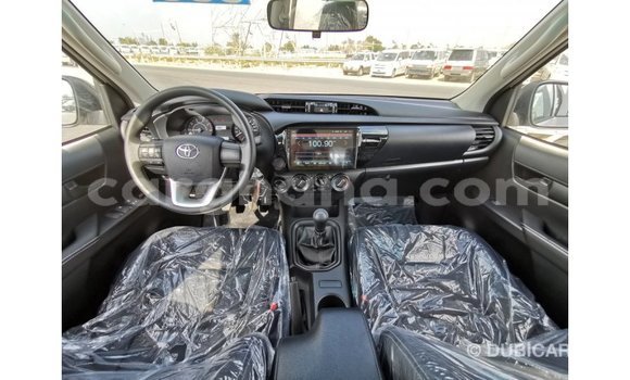 Buy Import Toyota Hilux White Car in Import - Dubai in Ashanti Buy Import Toyota Hilux White Car in Import - Dubai in Ashanti