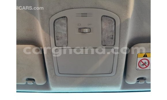 Ra Imported Toyota Hilux funfun Ọkọ̀ in Import - Dubai ni Ashanti Ra Imported Toyota Hilux funfun Ọkọ̀ in Import - Dubai ni Ashanti