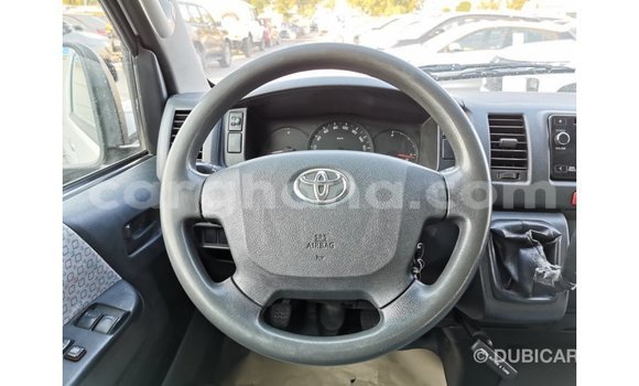 Sayi Imported Toyota Hiace White Mota in Import - Dubai a Ashanti Sayi Imported Toyota Hiace White Mota in Import - Dubai a Ashanti