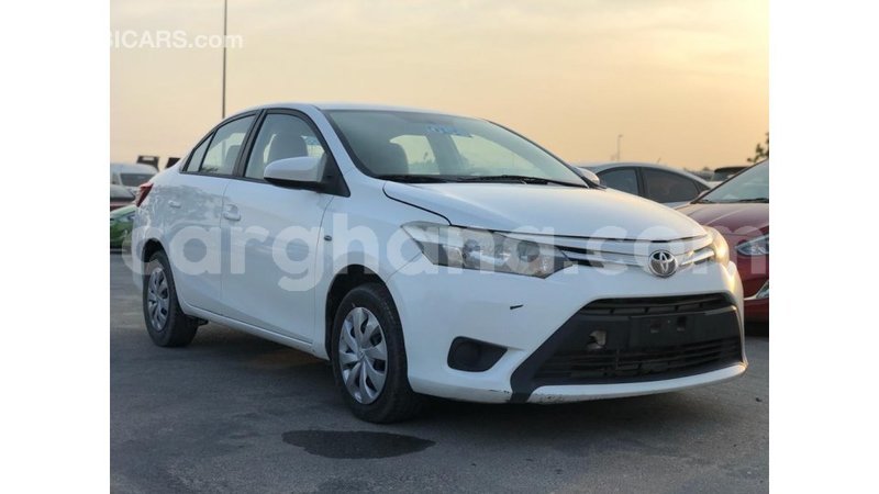 Big with watermark toyota yaris ashanti import dubai 16540