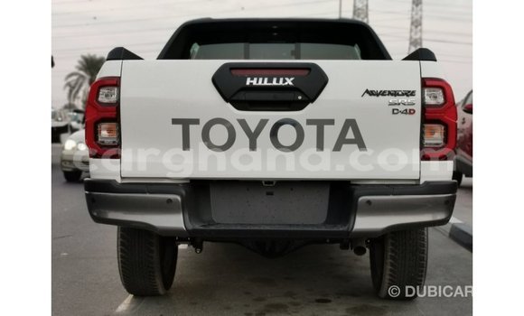 Buy Import Toyota Hilux White Car in Import - Dubai in Ashanti Buy Import Toyota Hilux White Car in Import - Dubai in Ashanti