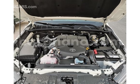 Buy Import Toyota Hilux White Car in Import - Dubai in Ashanti Buy Import Toyota Hilux White Car in Import - Dubai in Ashanti