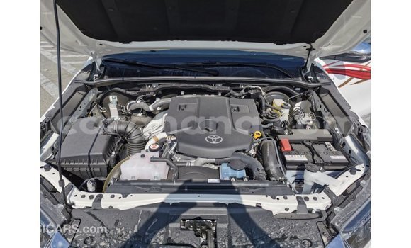 Ra Imported Toyota Hilux funfun Ọkọ̀ in Import - Dubai ni Ashanti Ra Imported Toyota Hilux funfun Ọkọ̀ in Import - Dubai ni Ashanti