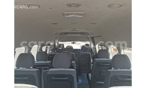Ra Imported Toyota Hiace funfun Ọkọ̀ in Import - Dubai ni Ashanti Ra Imported Toyota Hiace funfun Ọkọ̀ in Import - Dubai ni Ashanti