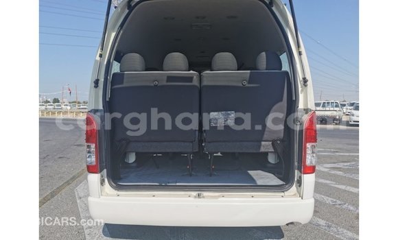 Ra Imported Toyota Hiace funfun Ọkọ̀ in Import - Dubai ni Ashanti Ra Imported Toyota Hiace funfun Ọkọ̀ in Import - Dubai ni Ashanti