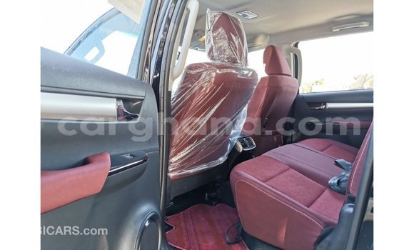Sayi Imported Toyota Hilux Black Mota in Import - Dubai a Ashanti Sayi Imported Toyota Hilux Black Mota in Import - Dubai a Ashanti