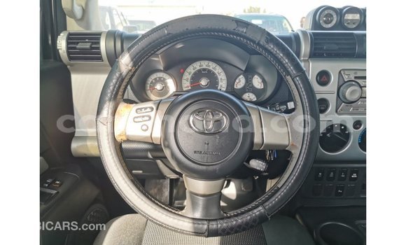 Sayi Imported Toyota FJ Cruiser M Mota in Import - Dubai a Ashanti Sayi Imported Toyota FJ Cruiser M Mota in Import - Dubai a Ashanti