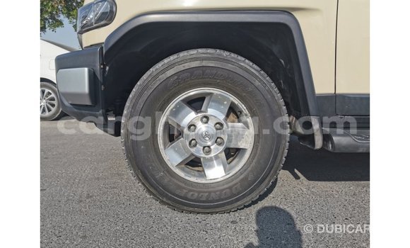 Sayi Imported Toyota FJ Cruiser M Mota in Import - Dubai a Ashanti Sayi Imported Toyota FJ Cruiser M Mota in Import - Dubai a Ashanti
