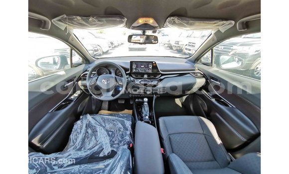 Ra Imported Toyota C-HR Blue Ọkọ̀ in Import - Dubai ni Ashanti Ra Imported Toyota C-HR Blue Ọkọ̀ in Import - Dubai ni Ashanti