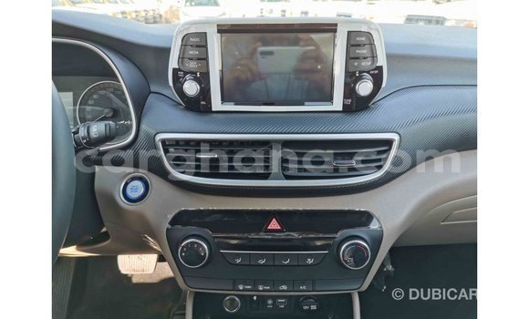 Buy Import Hyundai Tucson White Car in Import - Dubai in Ashanti Buy Import Hyundai Tucson White Car in Import - Dubai in Ashanti