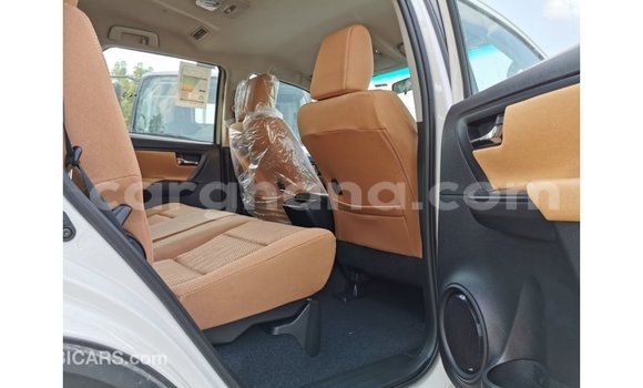 Buy Import Toyota Fortuner White Car in Import - Dubai in Ashanti Buy Import Toyota Fortuner White Car in Import - Dubai in Ashanti
