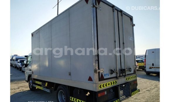 Ra Imported Mitsubishi i funfun Ọkọ̀ in Import - Dubai ni Ashanti Ra Imported Mitsubishi i funfun Ọkọ̀ in Import - Dubai ni Ashanti