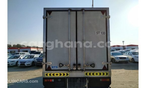 Ra Imported Mitsubishi i funfun Ọkọ̀ in Import - Dubai ni Ashanti Ra Imported Mitsubishi i funfun Ọkọ̀ in Import - Dubai ni Ashanti