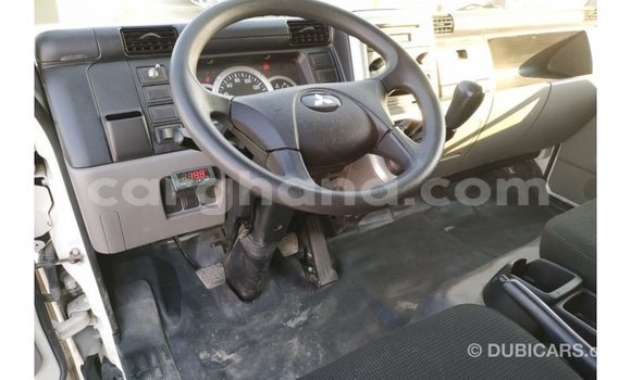 Ra Imported Mitsubishi i funfun Ọkọ̀ in Import - Dubai ni Ashanti Ra Imported Mitsubishi i funfun Ọkọ̀ in Import - Dubai ni Ashanti