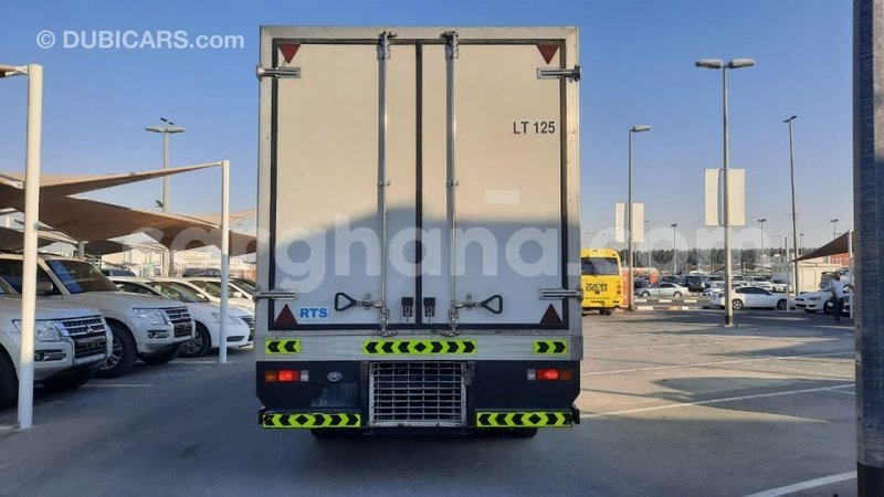 Big with watermark mitsubishi i ashanti import dubai 16665