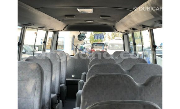 Ra Imported Toyota Coaster funfun Ọkọ̀ in Import - Dubai ni Ashanti Ra Imported Toyota Coaster funfun Ọkọ̀ in Import - Dubai ni Ashanti