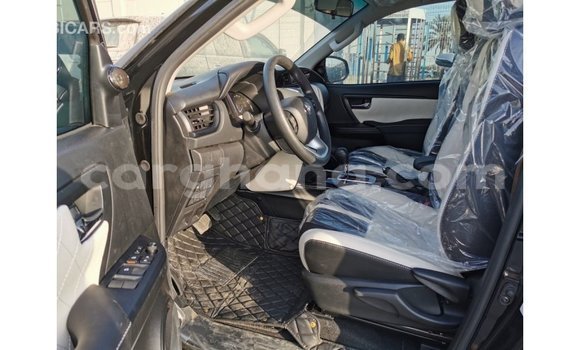 Ra Imported Toyota Fortuner Black Ọkọ̀ in Import - Dubai ni Ashanti Ra Imported Toyota Fortuner Black Ọkọ̀ in Import - Dubai ni Ashanti