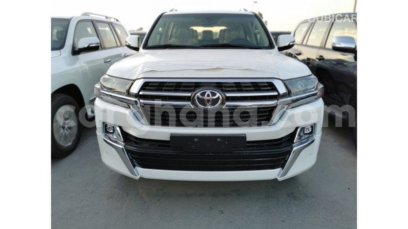 Big with watermark toyota land cruiser ashanti import dubai 16714