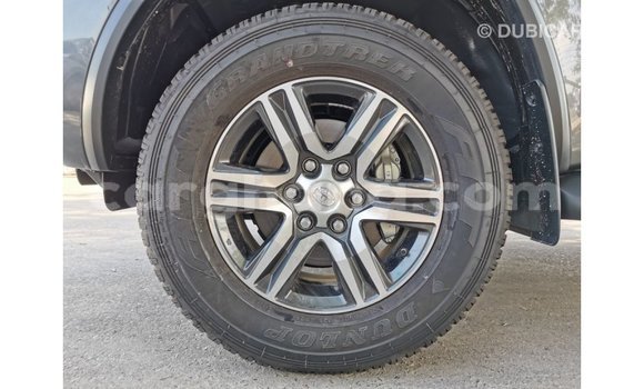 Sayi Imported Toyota Fortuner Sauran Mota in Import - Dubai a Ashanti Sayi Imported Toyota Fortuner Sauran Mota in Import - Dubai a Ashanti