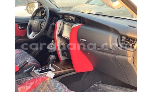 Buy Import Toyota Fortuner White Car in Import - Dubai in Ashanti Buy Import Toyota Fortuner White Car in Import - Dubai in Ashanti