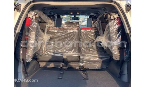 Buy Import Toyota Fortuner White Car in Import - Dubai in Ashanti Buy Import Toyota Fortuner White Car in Import - Dubai in Ashanti