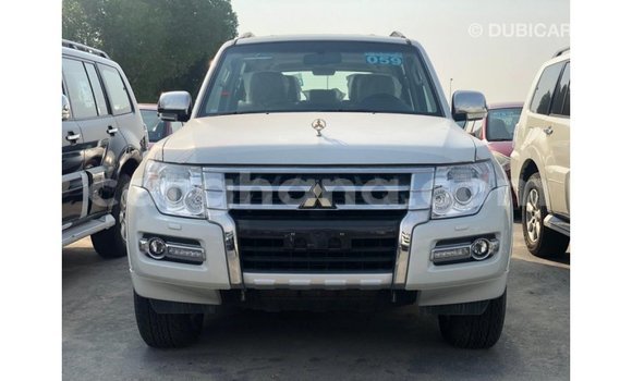 Sayi Imported Mitsubishi Pajero White Mota in Import - Dubai a Ashanti Sayi Imported Mitsubishi Pajero White Mota in Import - Dubai a Ashanti