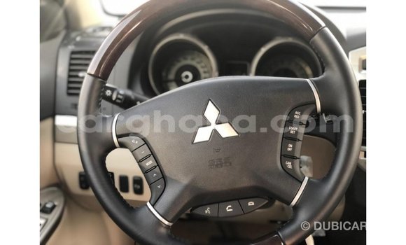 Sayi Imported Mitsubishi Pajero White Mota in Import - Dubai a Ashanti Sayi Imported Mitsubishi Pajero White Mota in Import - Dubai a Ashanti