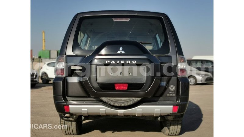 Big with watermark mitsubishi pajero ashanti import dubai 16747