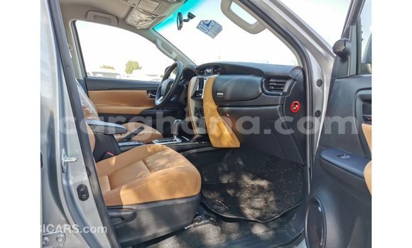 Sayi Imported Toyota Fortuner Sauran Mota in Import - Dubai a Ashanti Sayi Imported Toyota Fortuner Sauran Mota in Import - Dubai a Ashanti