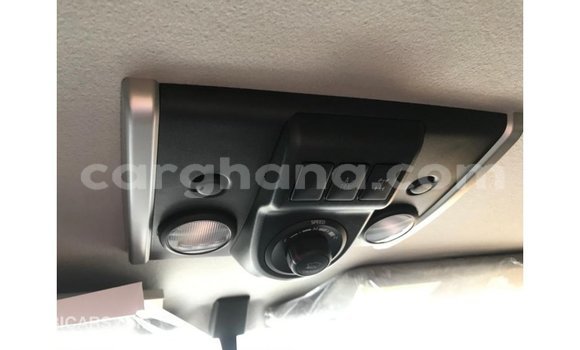 Sayi Imported Toyota FJ Cruiser White Mota in Import - Dubai a Ashanti Sayi Imported Toyota FJ Cruiser White Mota in Import - Dubai a Ashanti