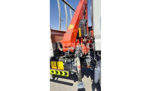 Ra Imported Mitsubishi i funfun Ọkọ̀ in Import - Dubai ni Ashanti Ra Imported Mitsubishi i funfun Ọkọ̀ in Import - Dubai ni Ashanti