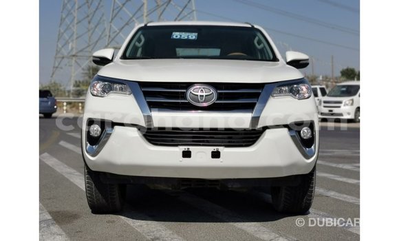 Buy Import Toyota Fortuner White Car in Import - Dubai in Ashanti Buy Import Toyota Fortuner White Car in Import - Dubai in Ashanti