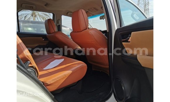 Buy Import Toyota Fortuner White Car in Import - Dubai in Ashanti Buy Import Toyota Fortuner White Car in Import - Dubai in Ashanti