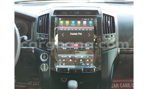 Buy Import Toyota Land Cruiser White Car in Import - Dubai in Ashanti Buy Import Toyota Land Cruiser White Car in Import - Dubai in Ashanti