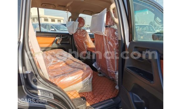 Ra Imported Toyota Land Cruiser Miiran Ọkọ̀ in Import - Dubai ni Ashanti Ra Imported Toyota Land Cruiser Miiran Ọkọ̀ in Import - Dubai ni Ashanti